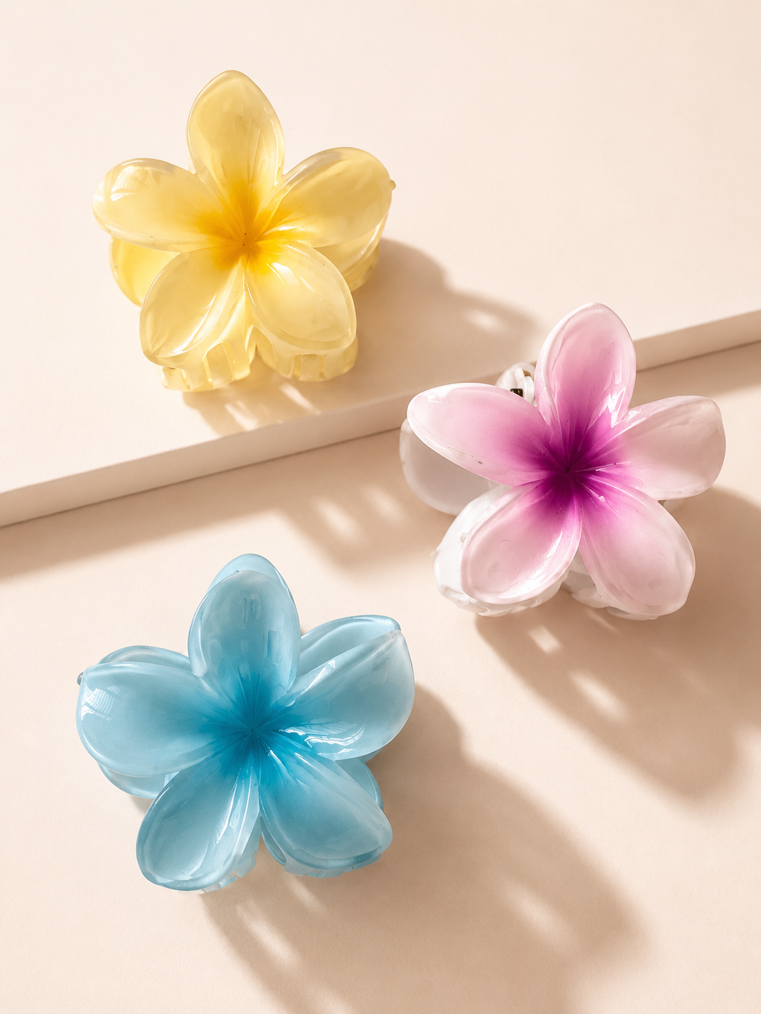 Flower claw clip