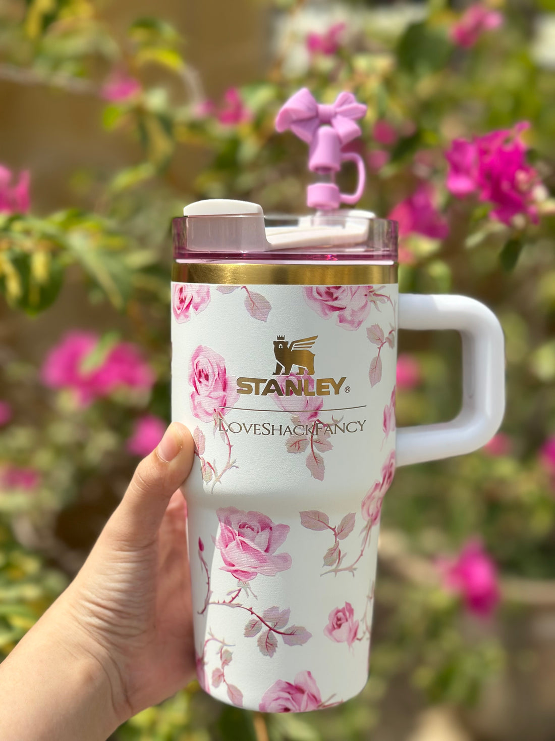 The Stanley x LoveShackFancy Quencher 20 oz– Ribbon Rosa Collection