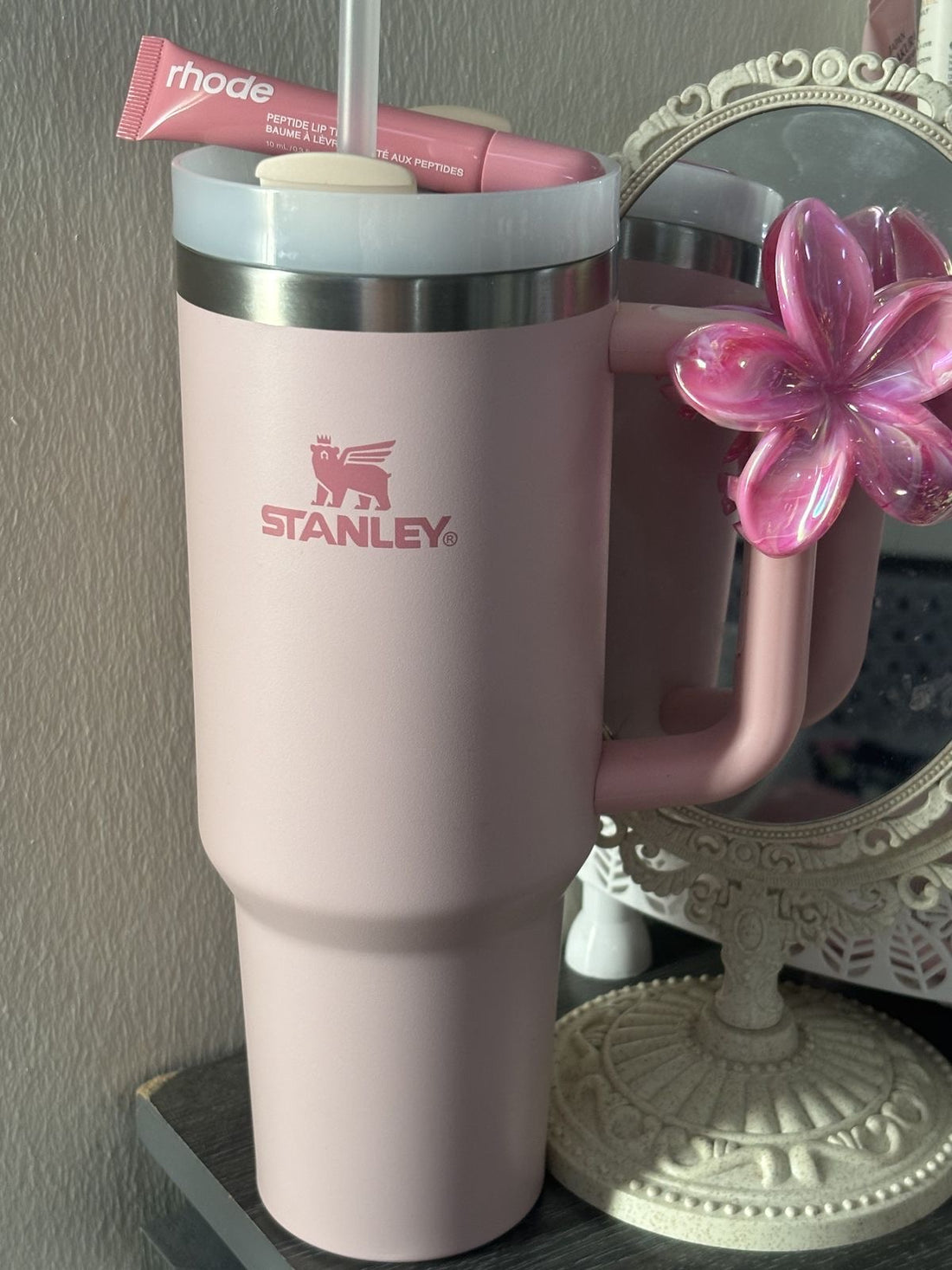 Stanley Quencher H2.0 Flowstate Tumbler -Cherry Blossom 40 oz