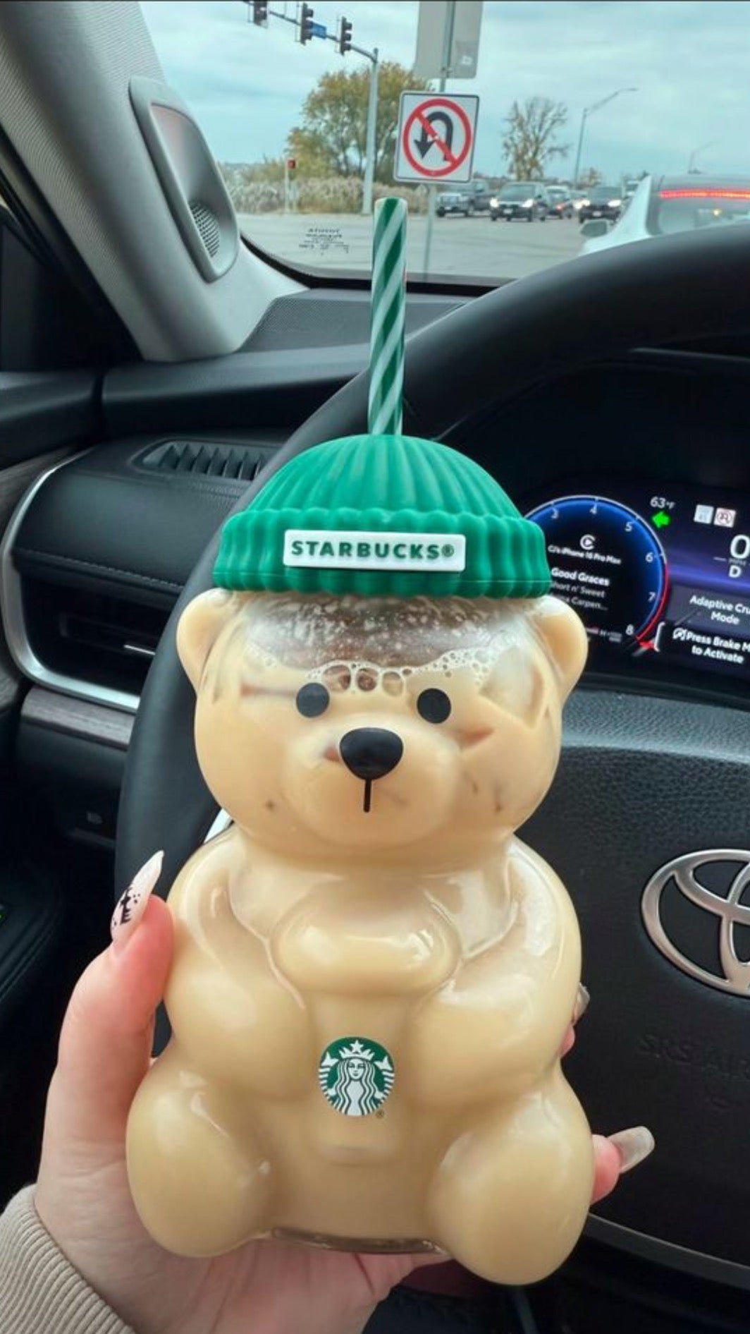 Starbucks bearista glass cup
