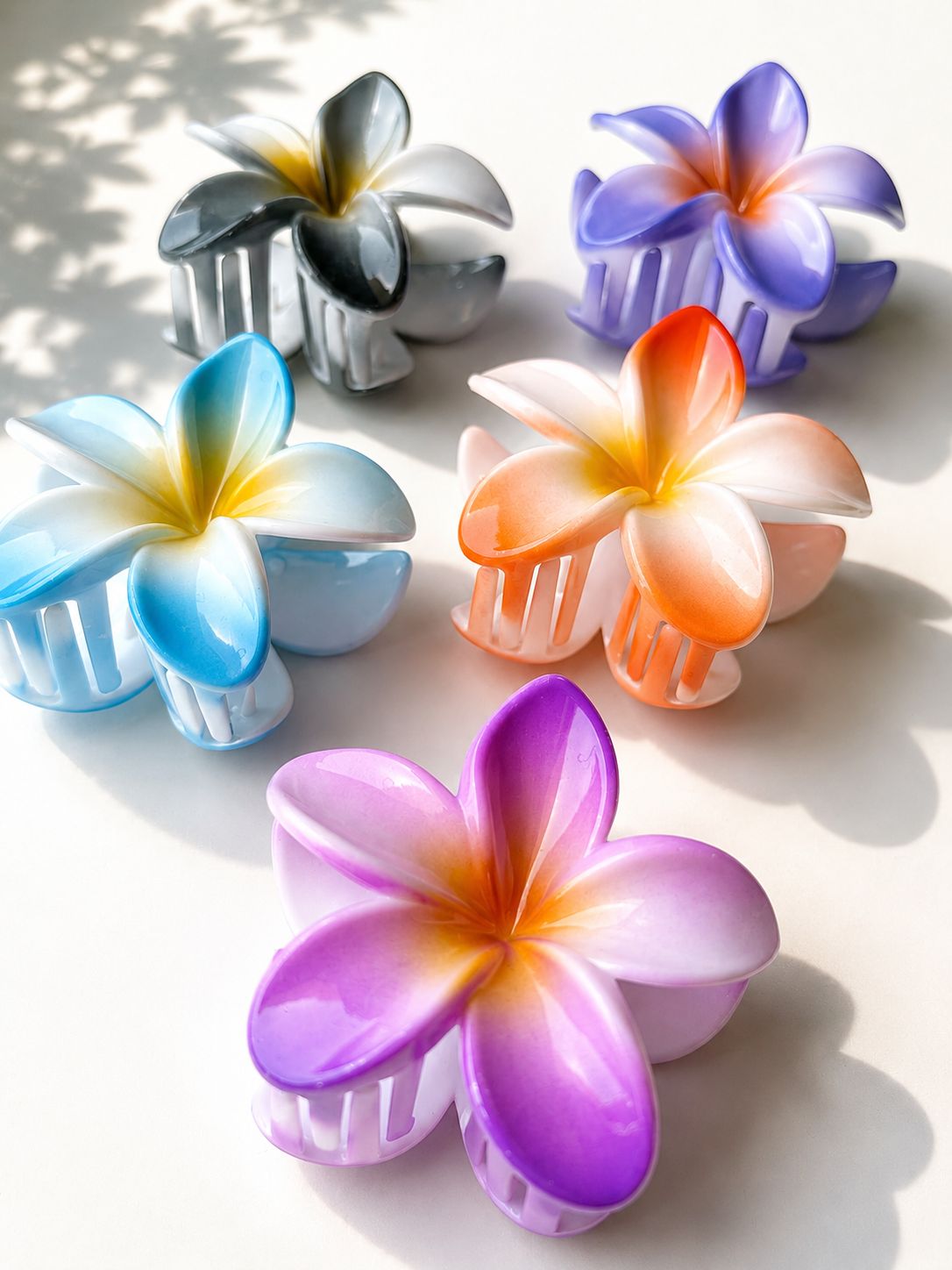 Hawaiian Flower Claw Clip