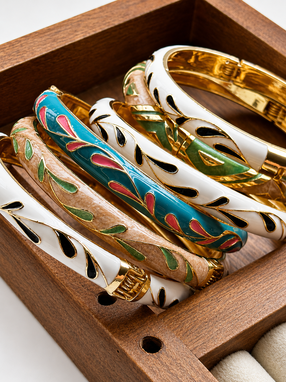 Rangrez Enamel Bangles