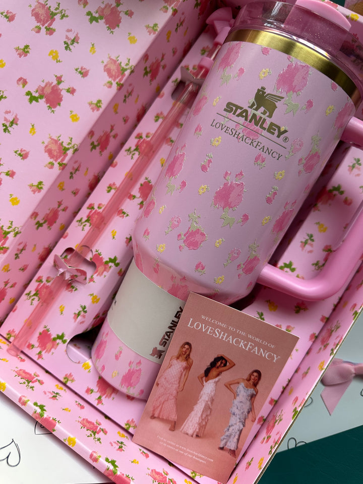 Stanley 1913 x LoveShackFancy Holiday Quencher H2.0  FlowState Tumbler 40 OZ Ibiza Sunset