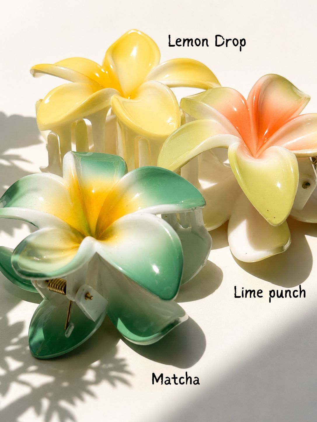 Hawaiian Flower Claw Clip