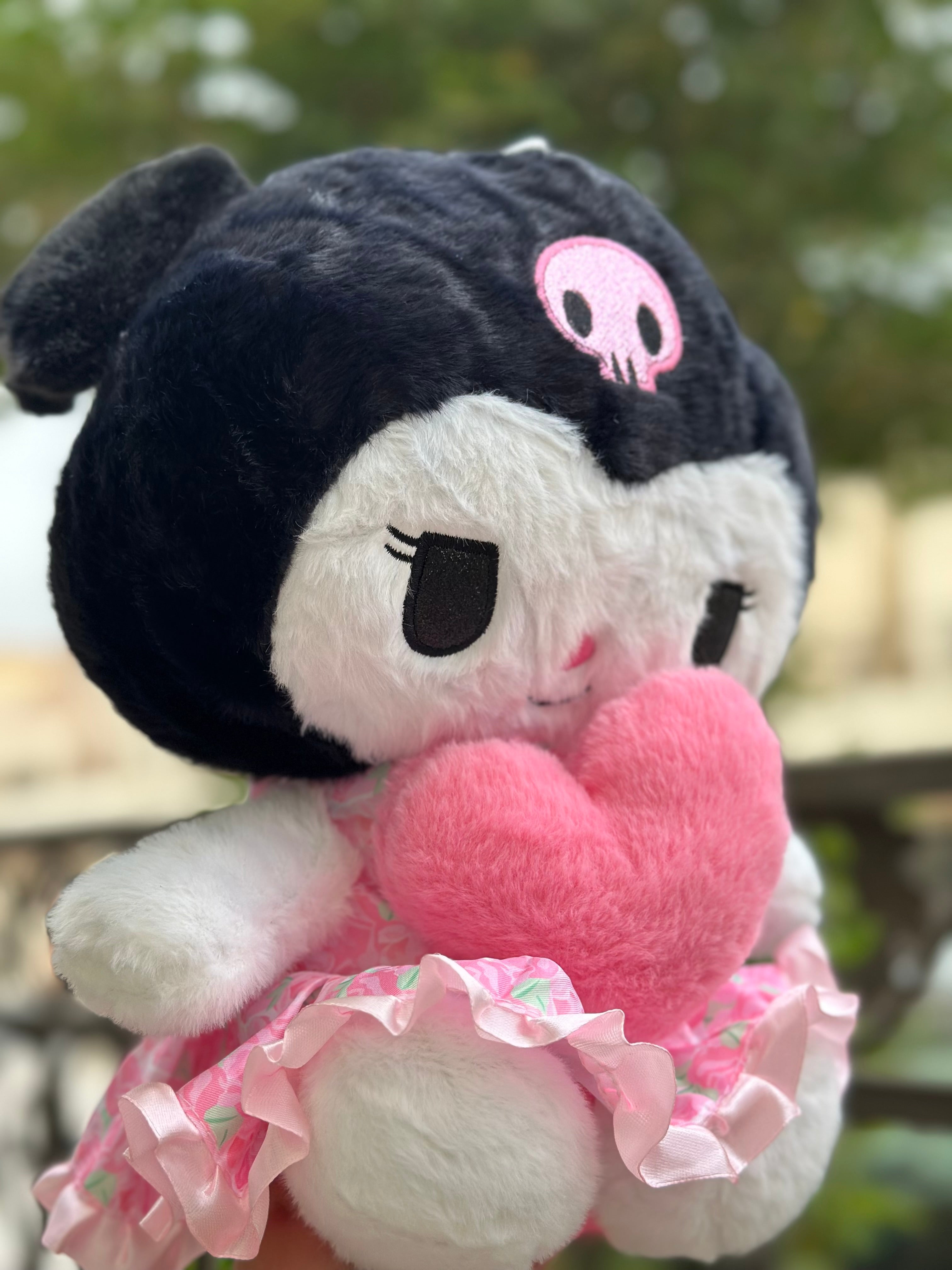 Kuromi love plushie - 35 CM