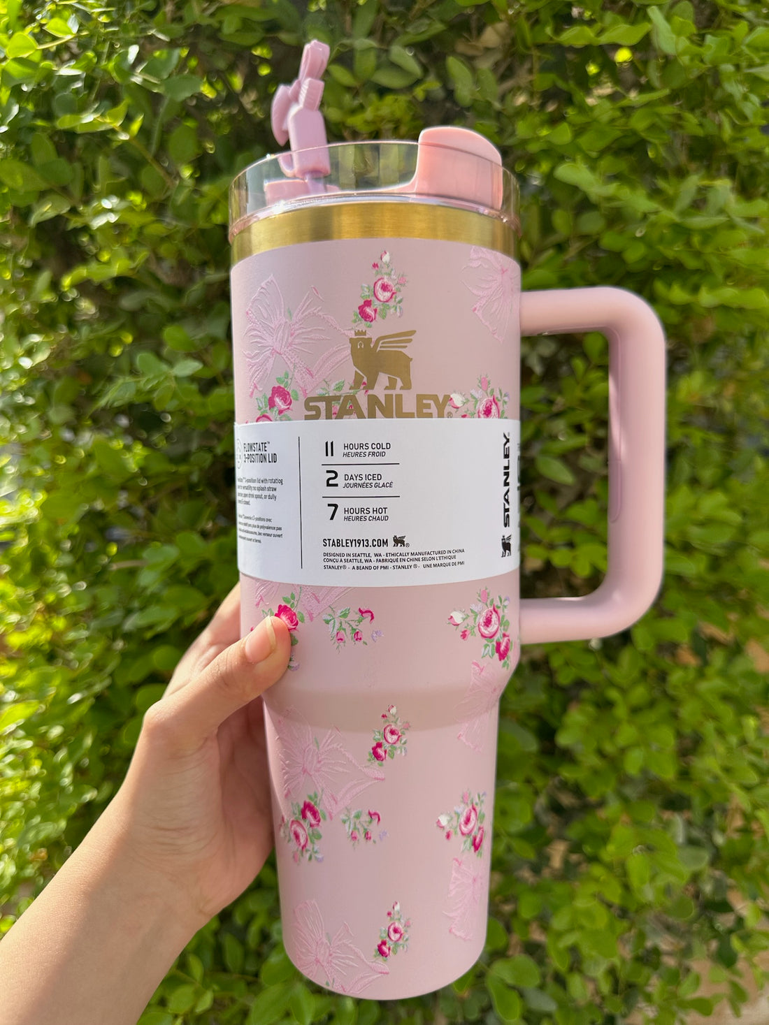 Stanley Quencher H2.0 Flowstate 40 oz Pink Bow Tumbler
