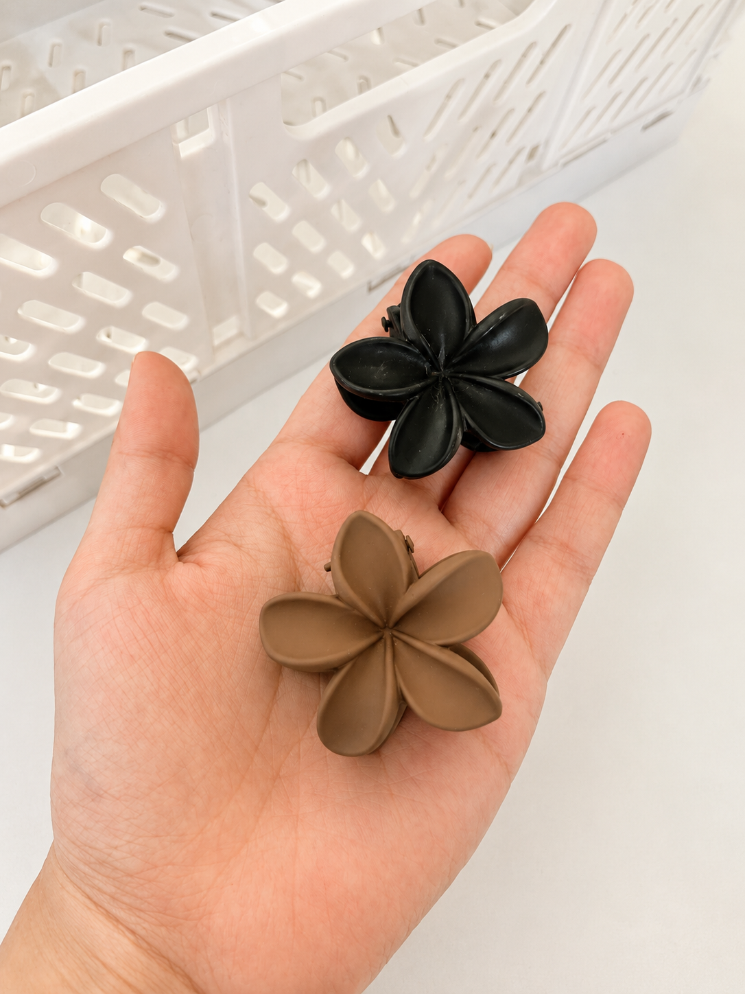 Mocha Mini Claw Clips