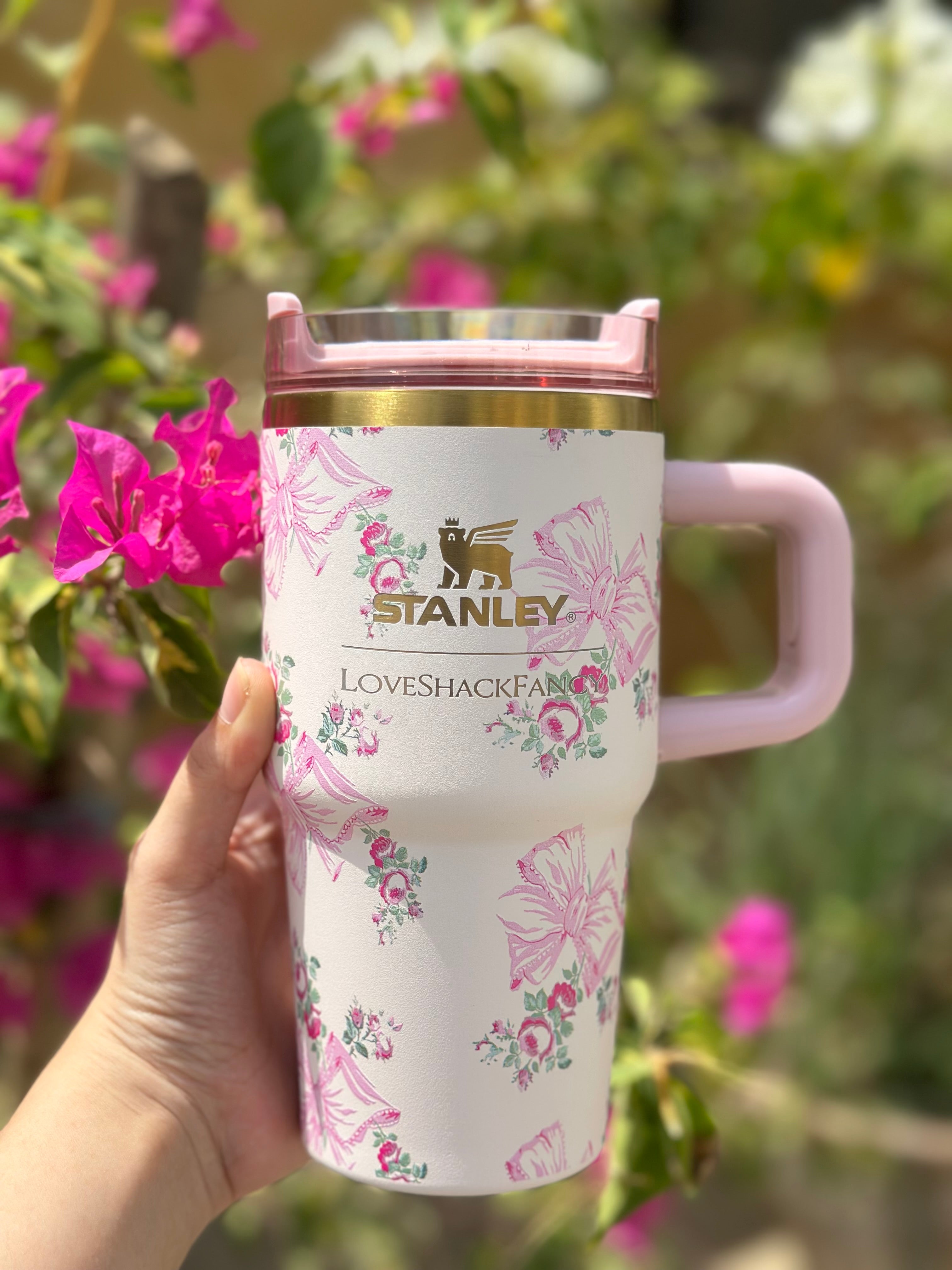 Stanley x LoveShackFancy Holiday Collection 20 oz - Rosa Beaux