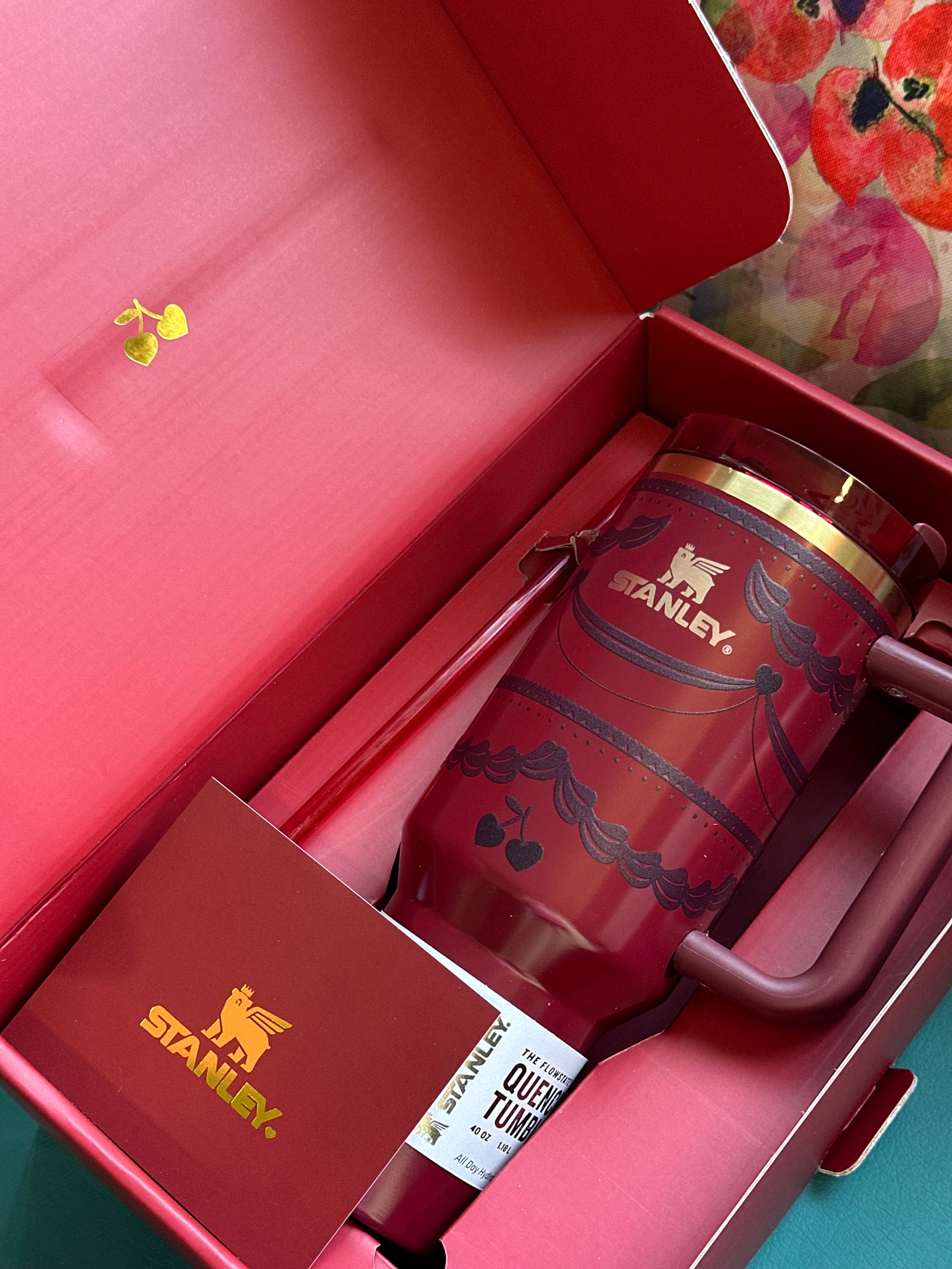 The Valentine’s Day Quencher H2.0 Flowstate Stanley Tumbler | 40 OZ - RED VELVET CAKE