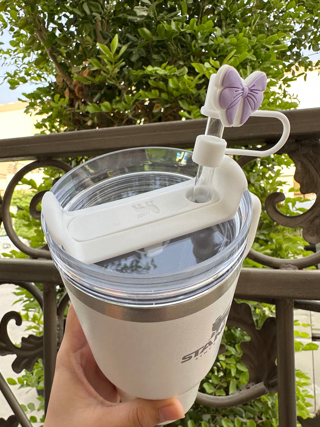 The Quencher H2.O FlowState Tumbler | 20 OZ - White