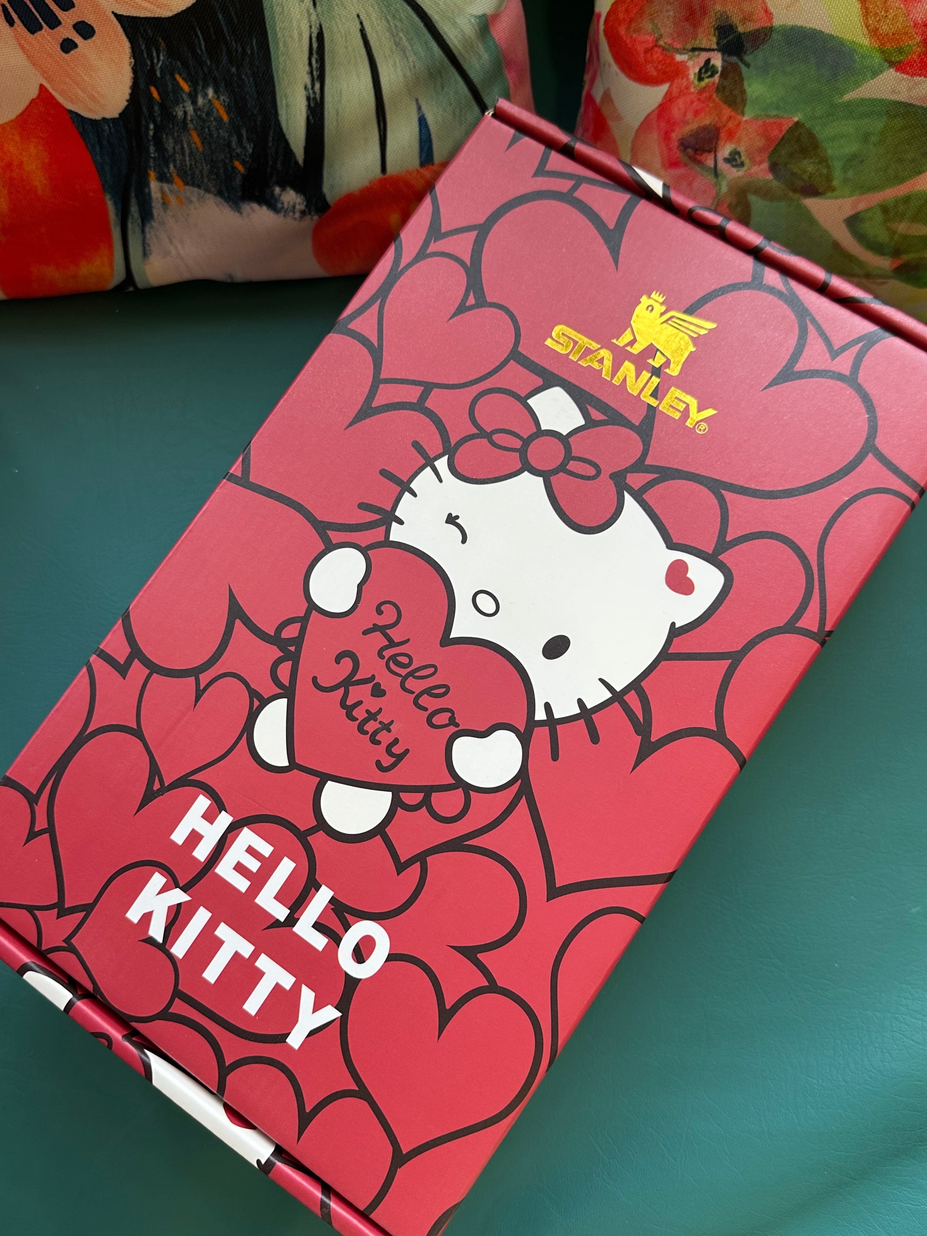 Hello Kitty Stanley Quencher H2.0 40oz FlowState Tumbler- Red gift box