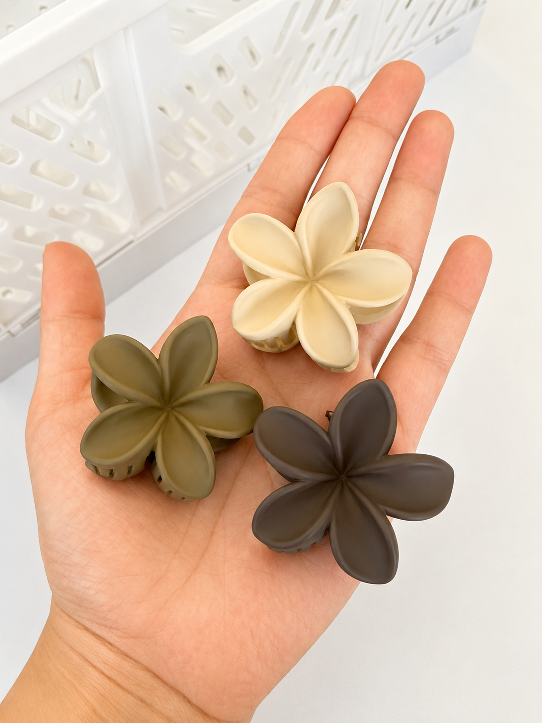 Mocha Mini Claw Clips