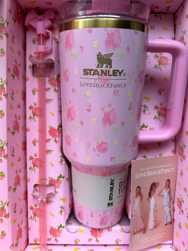 Stanley 1913 x LoveShackFancy Holiday Quencher H2.0  FlowState Tumbler 40 OZ Ibiza Sunset