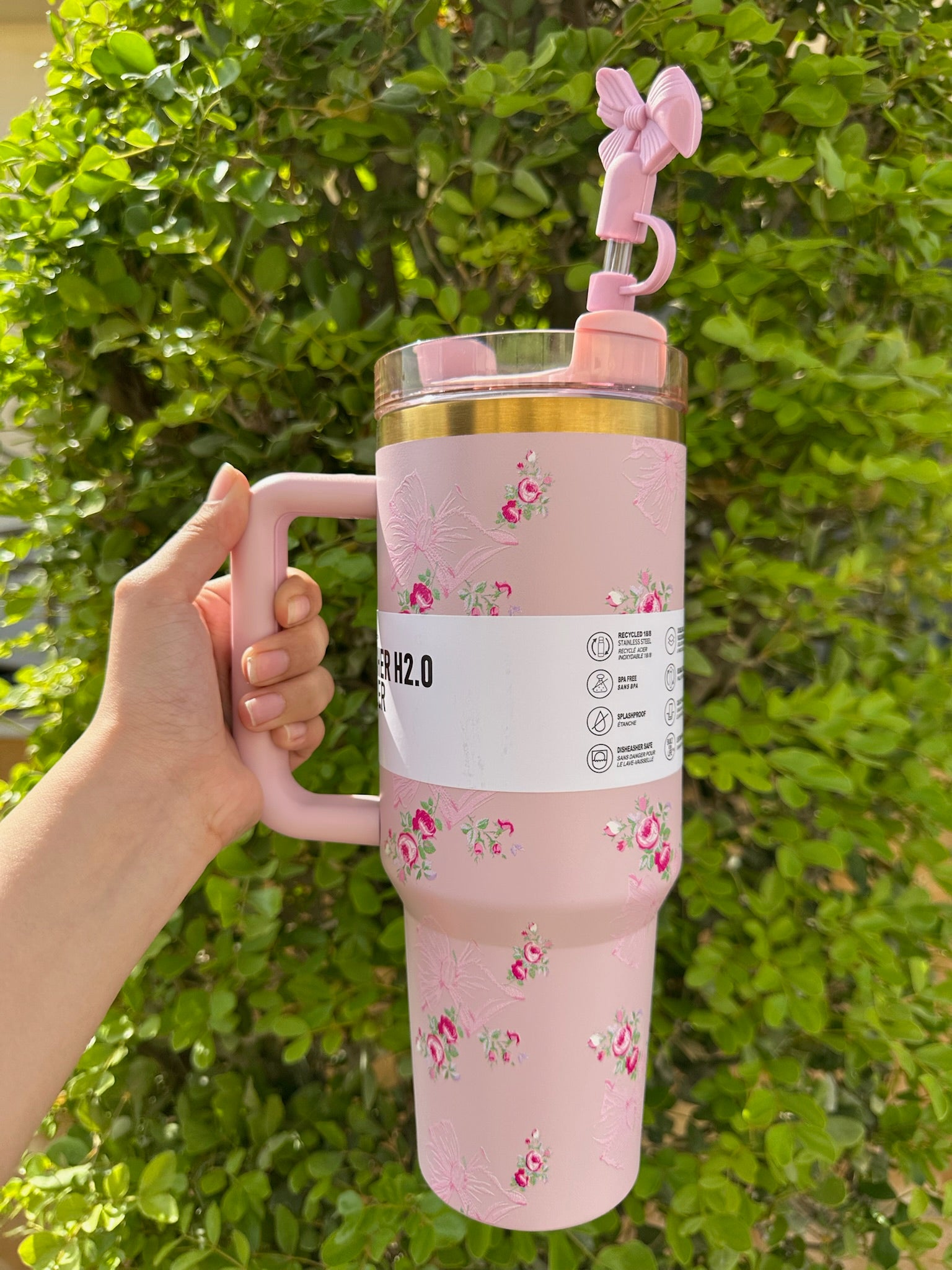 Stanley Quencher H2.0 Flowstate 40 oz Pink Bow Tumbler