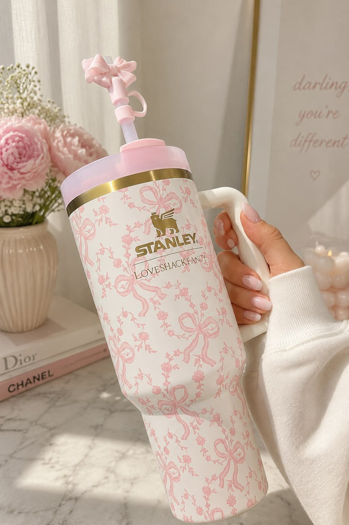 Stanley 1913 x LoveShackFancy Holiday Quencher H2.0  FlowState Tumbler 40 OZ in Coquette Bow