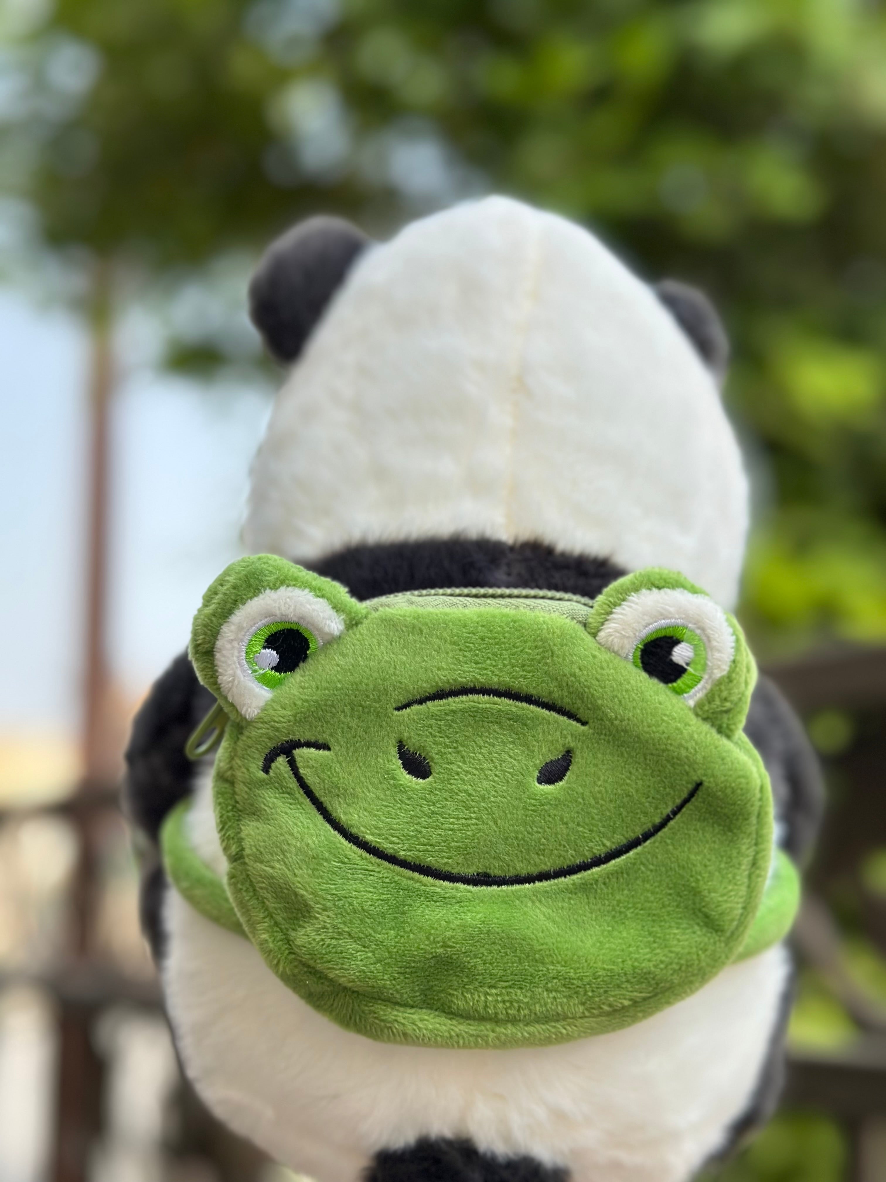 Panda & Froggy explorer plushie - 25 cm
