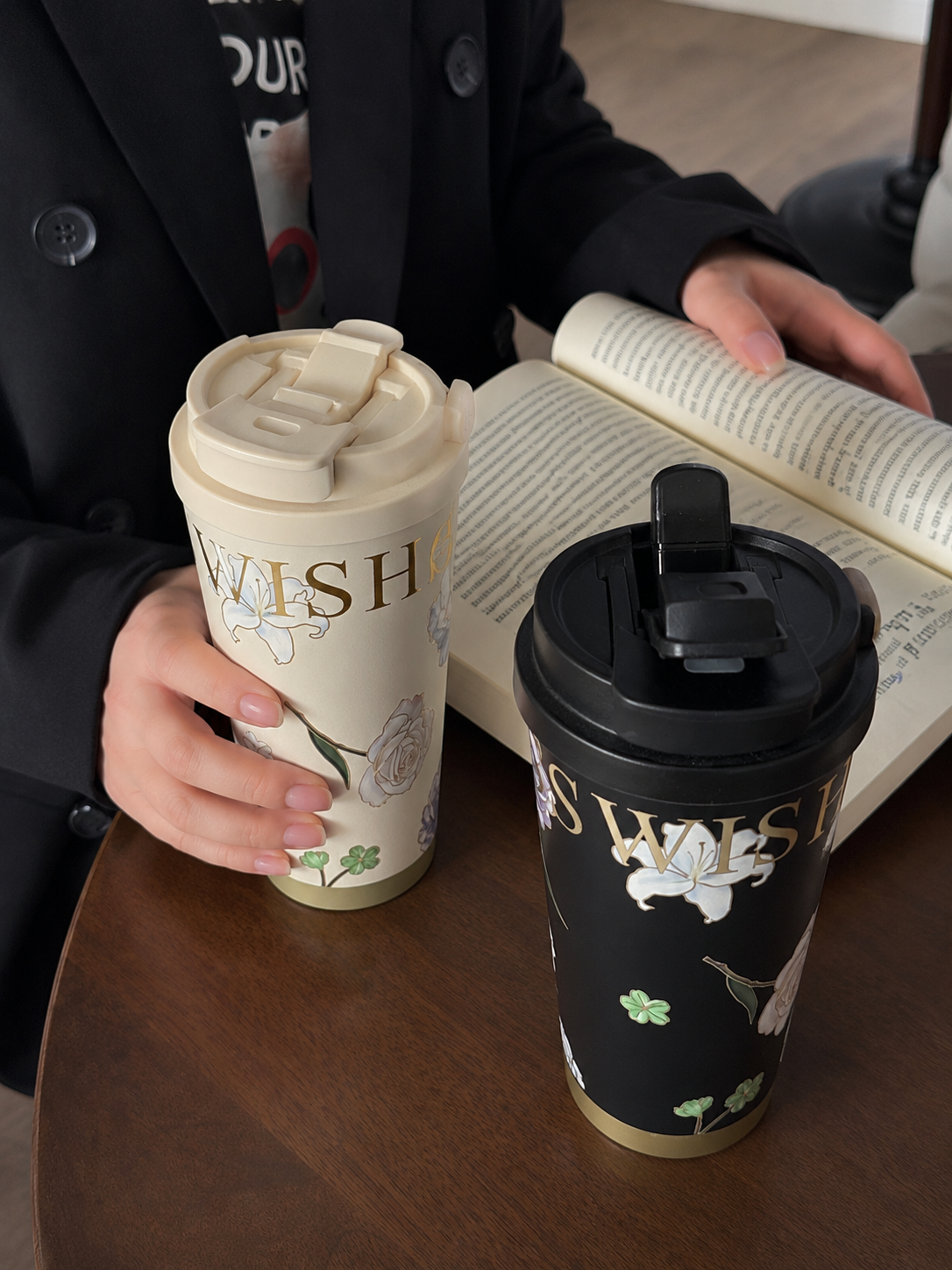 Lily Wish Insulated Stainless Steel Coffee Mug with Flower Charm- 520 ml