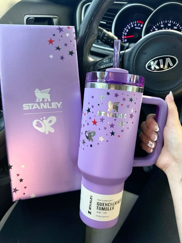 Stanley Quencher H2.0 40oz Flowstate Tumbler - Olivia Rodrigo
