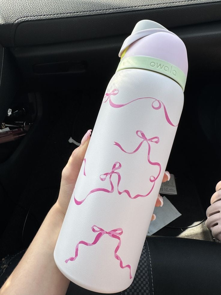 Pink bow Owala FreeSip Bottle - 32 oz