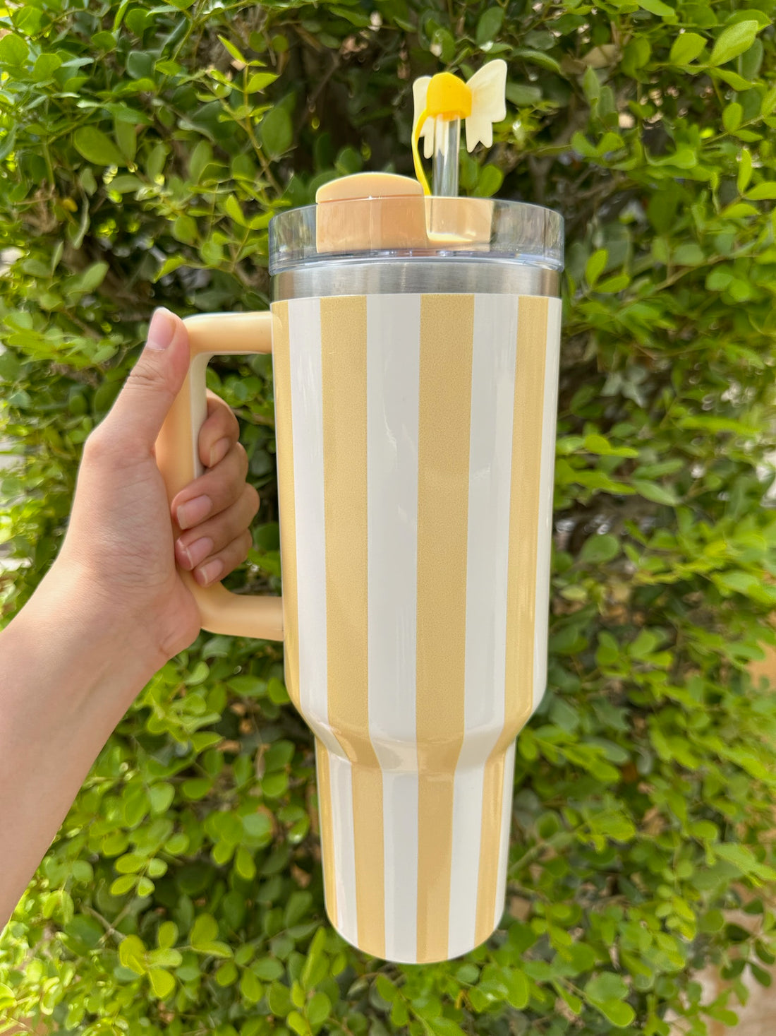Stanley Quencher H2.0 40 oz  Flowstate Tumbler - Butter Cabana Gloss