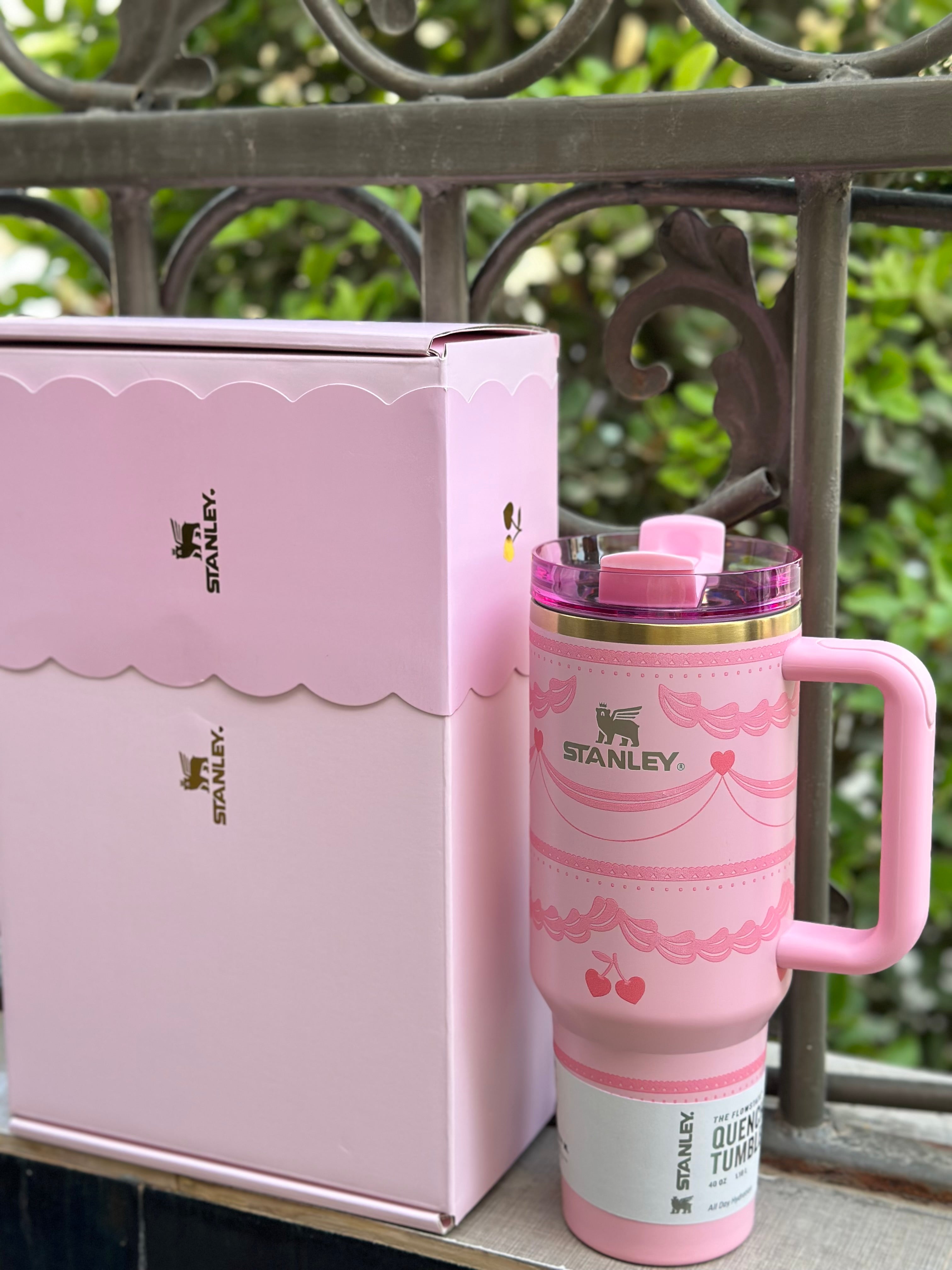 The Valentine’s Day Quencher H2.0 Flowstate Stanley Tumbler | 40 OZ - Rose Quartz Bouquets