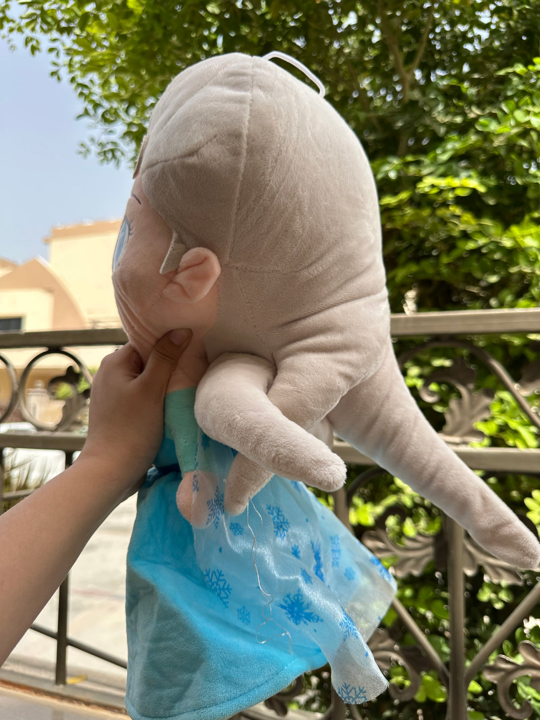 Frozen Elsa Plushie - 40 CM