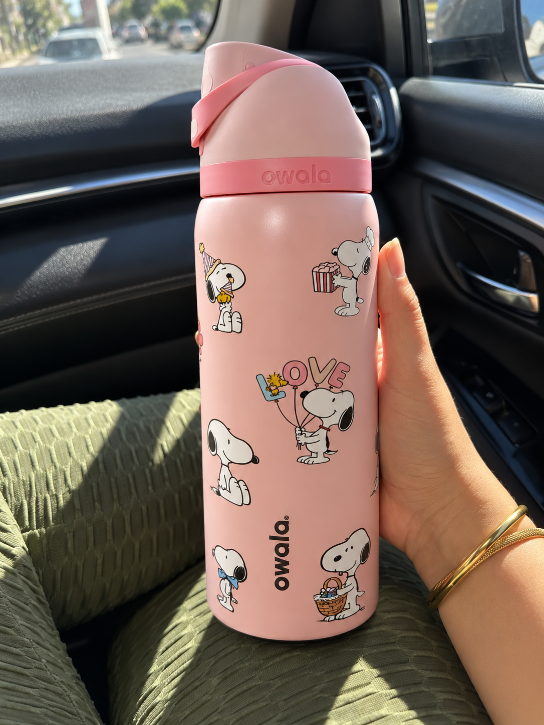 Snoopy Owala FreeSip Bottle - 32 oz PINK